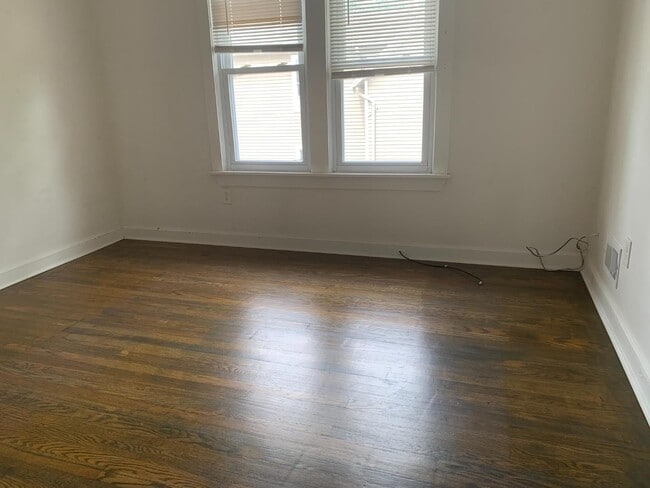 Photo - 207 N Prospect Rd - Apt 3