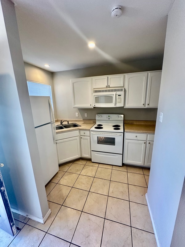 Building Photo - 768 Avondale Ave