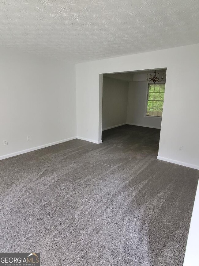 Building Photo - 2325 Wexford Dr