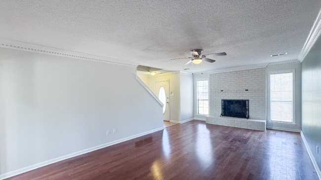 Building Photo - 6641 Blue Spruce Dr