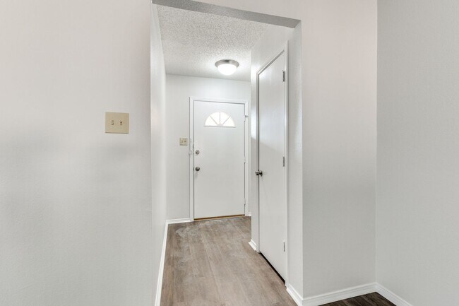 Building Photo - Charming 3-Bedroom Home in Saginaw ISD-Per...