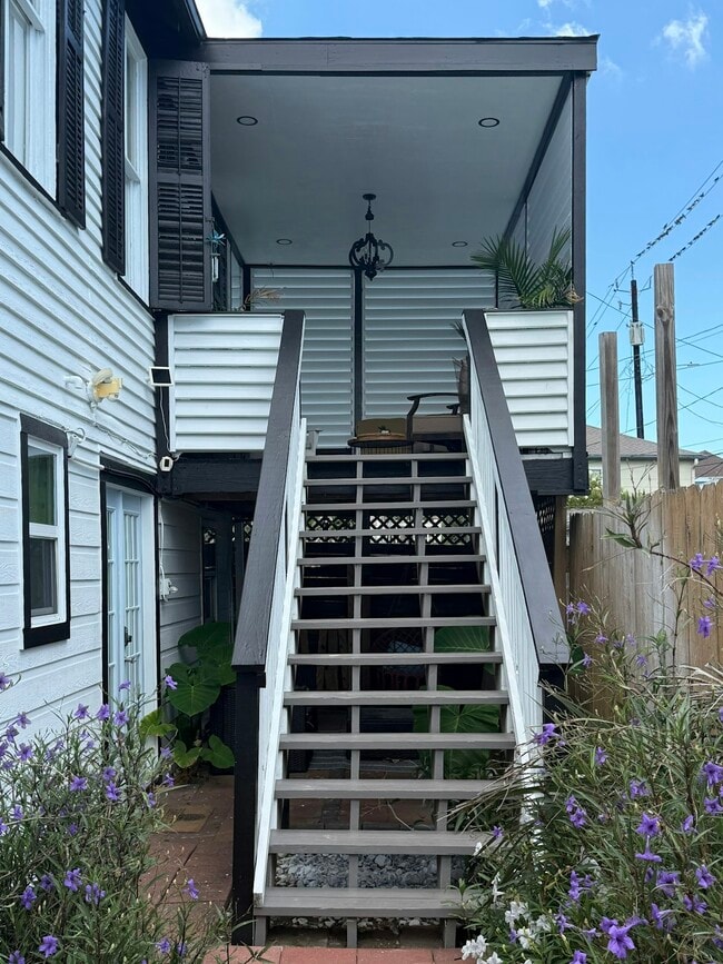 Photo - 508 10th St Townhome