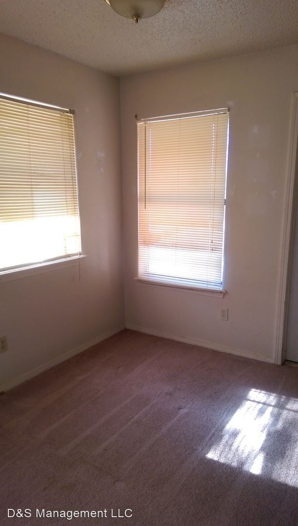 Building Photo - 2 br, 1 bath House - 2820 Nottingham Way