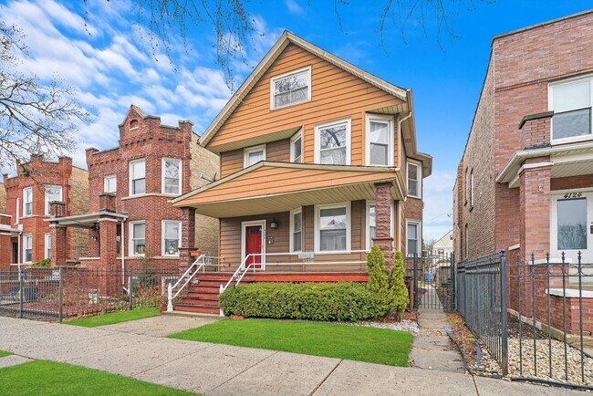 Foto del edificio - 4128 W School St