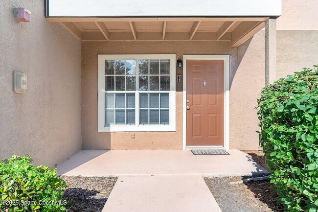 Foto del edificio - 1861 Long Iron Dr