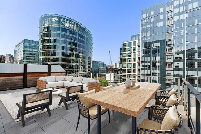 Building Photo - 131 Seaport Blvd