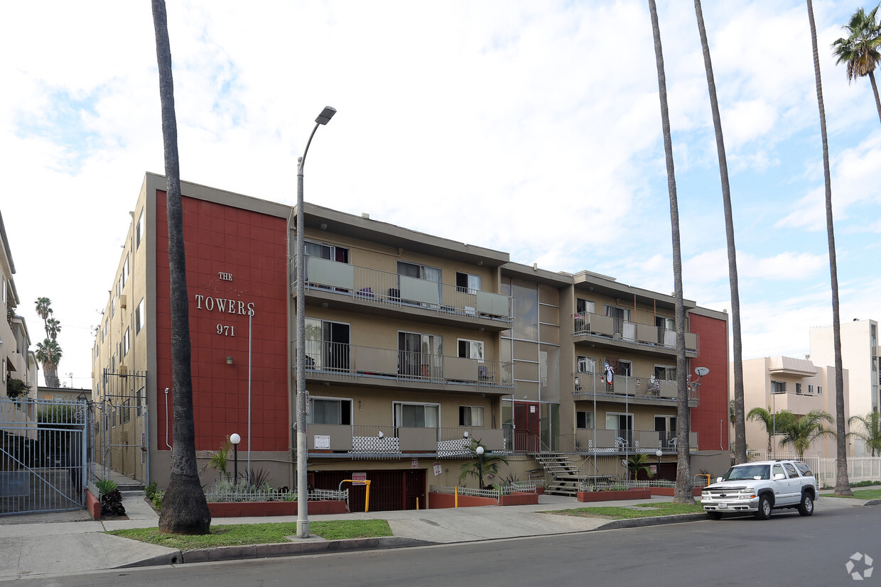 Primary Photo - Silver Towers Apartments