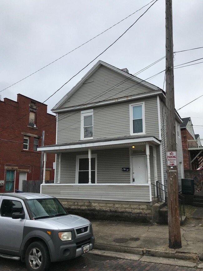 Foto del edificio - 616 John Marshall Dr