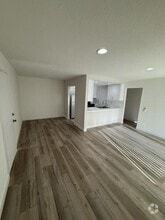 Building Photo - 131 N Richmont Dr