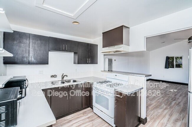 Foto del edificio - 3219 Island Ave