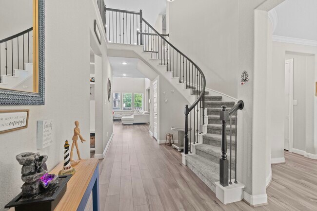 Foto del edificio - 2004 Woodland Park Ct