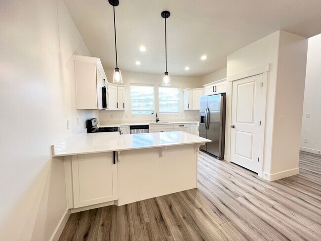 Foto del edificio - 3 Bedroom/2.5 Bathroom Townhouse in Herriman