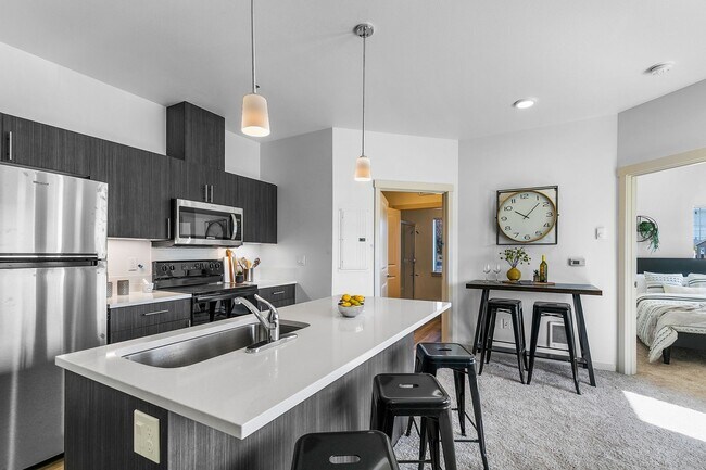 Foto del edificio - 630 NW Kingwood Ave