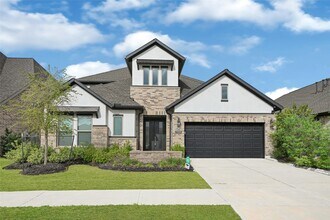 Building Photo - 11335 Cosmopolitan Dr