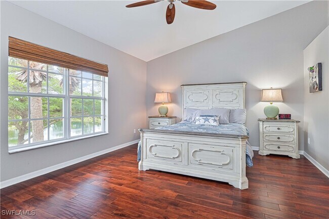 Foto del edificio - 5615 Sherborn Dr