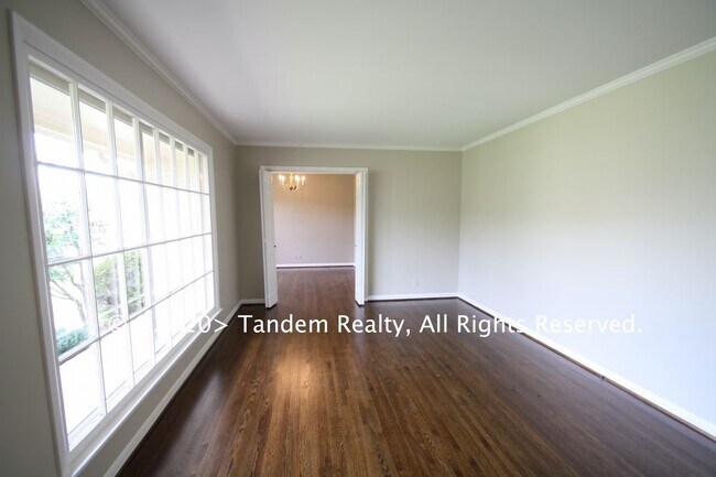 Building Photo - Beautiful Ranch Home in Brentwood