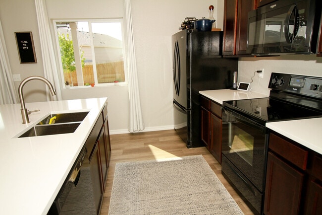 Photo - 7942 Martinwood Pl House