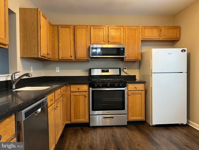 Foto del edificio - 174 Birch Hollow Dr