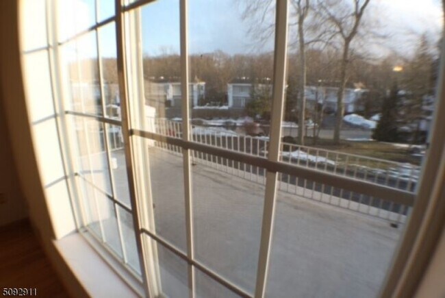 Foto del edificio - 238 Riveredge Dr