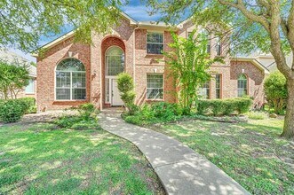 Building Photo - 208 Del Cano Dr