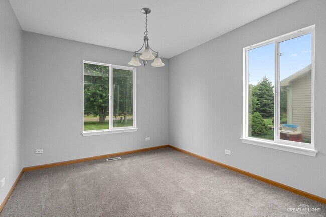 Building Photo - 2178 Kathleen Cir