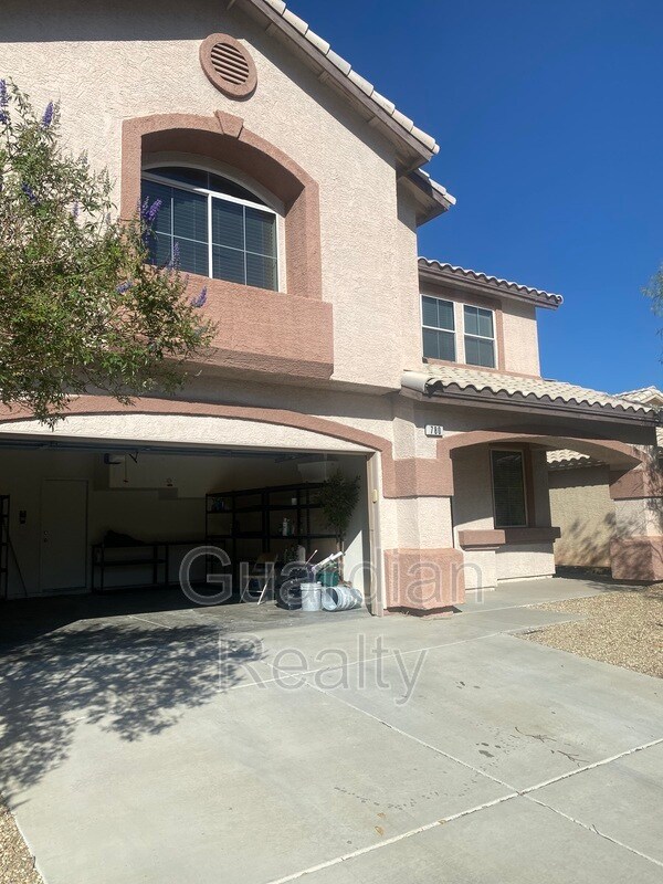 Primary Photo - 780 Wigan Pier Dr