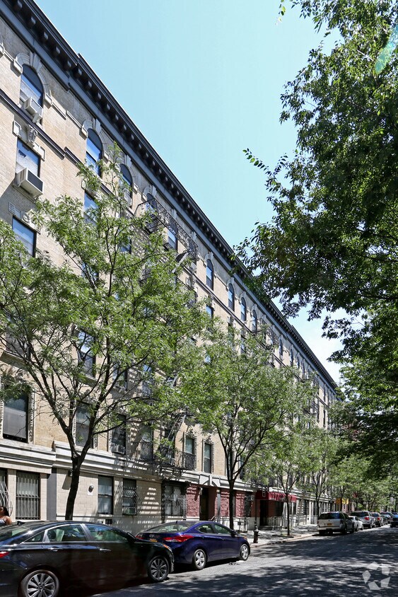 Foto del edificio - 249-259 W 144th St