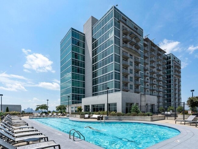 Building Photo - 250 Pharr Rd NE