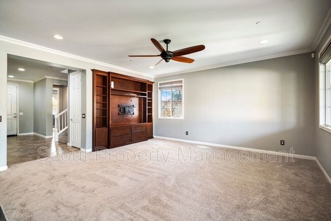 Foto del edificio - 39012 Crown Ranch Rd