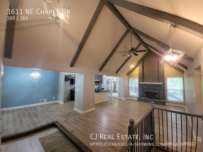 Building Photo - 3611 NE Chapel Dr