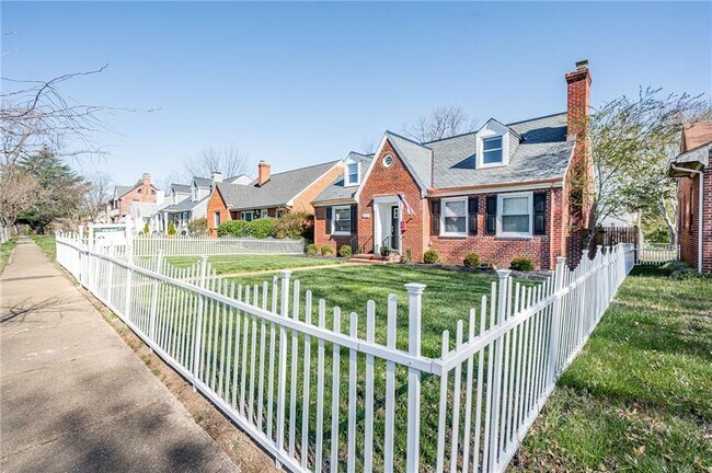 Photo - 4106 Grove Ave House