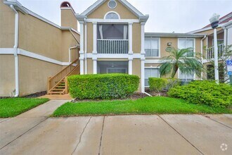 Building Photo - 9481 Highland Oak Dr