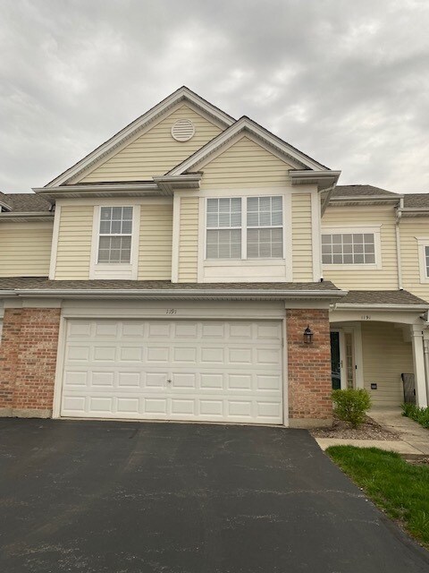 Primary Photo - 1191 Windham Ln