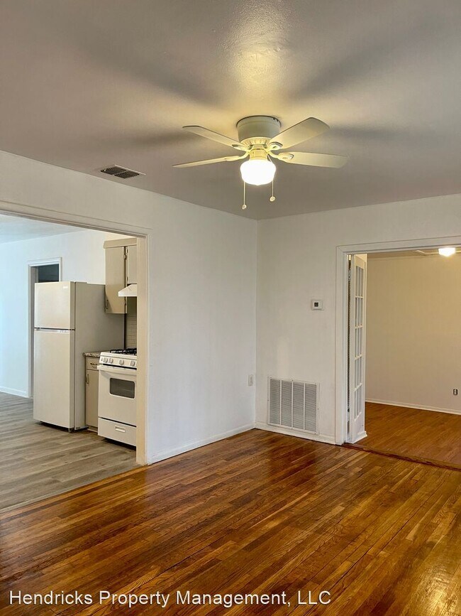 Building Photo - 3 br, 1 bath House - 750 Edgebrook Lane