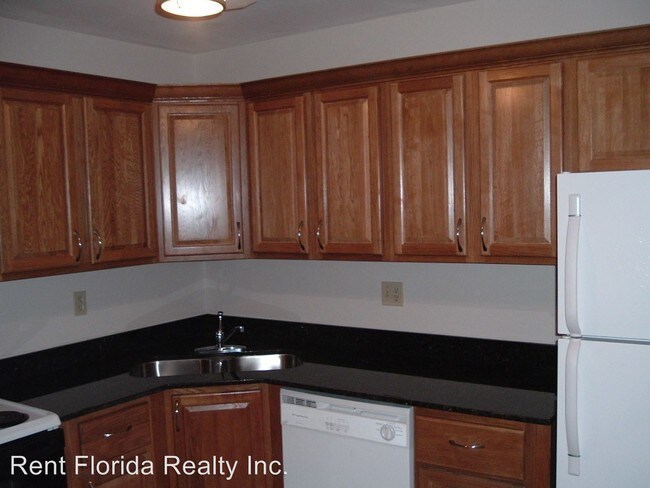 Building Photo - 4958 Cherry Rd