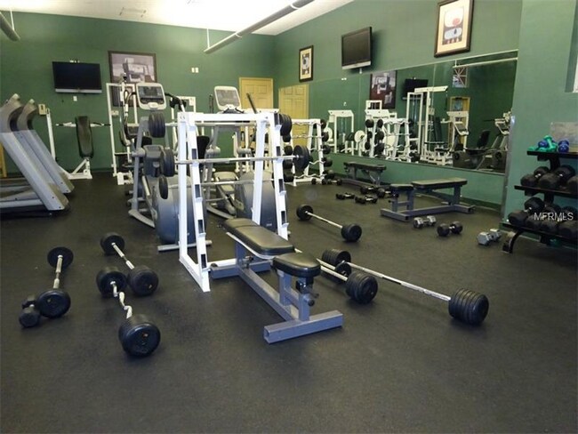 Foto del edificio - 5536 Metrowest Blvd