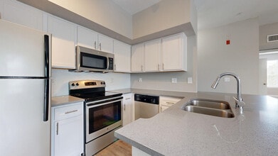 Interior Photo - Arbors at Maitland Summit