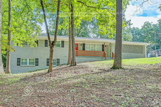 Building Photo - 2514 Dawn Dr