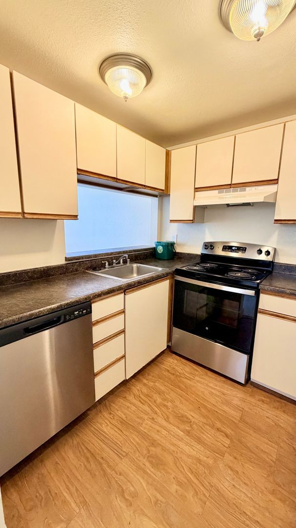 Interior Photo - Jackson Greens