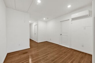 Building Photo - 6620 Lawndale St