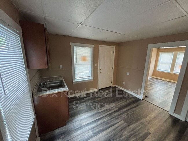Photo - 1855 See Avenue House