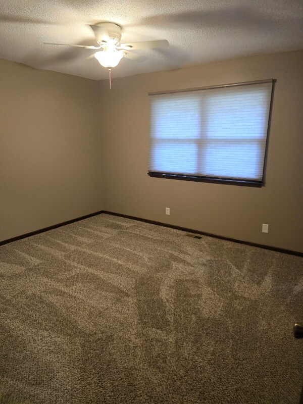 Foto del edificio - 1123 Starview Ln