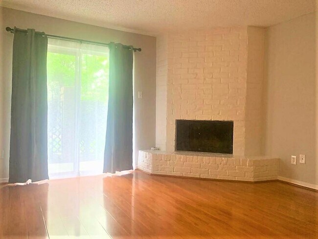 Foto del edificio - 2800 Jeanetta St