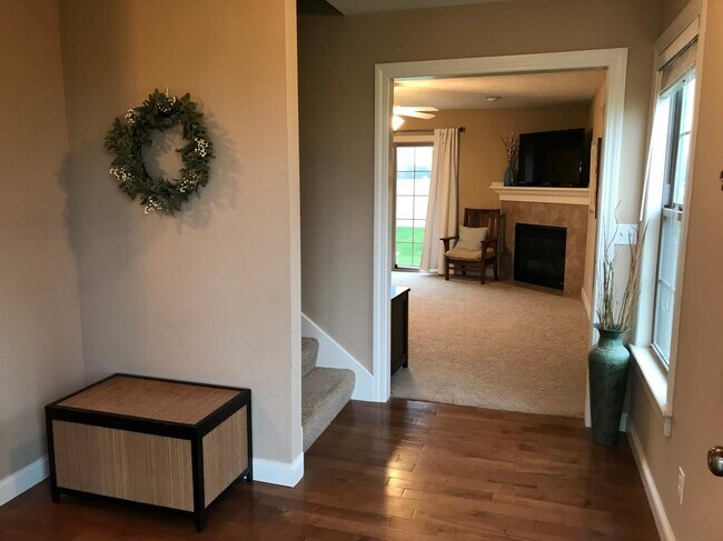 Foto del edificio - 7131 N Thomas Davis Dr