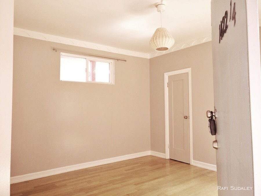 Primary Photo - 1823 1/4 Echo Park Ave