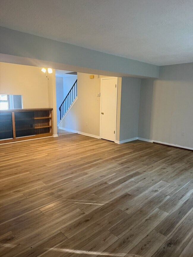 Building Photo - 3830 Beechtree Ct