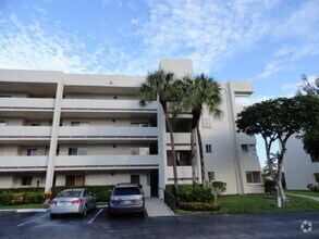 Building Photo - 3186 Via Poinciana