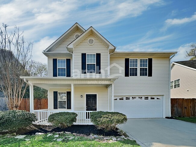 Building Photo - 204 Ber Creek Dr