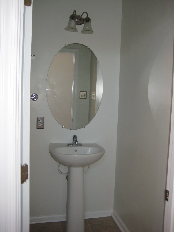 Building Photo - 20848 Shamrock Glen Cir