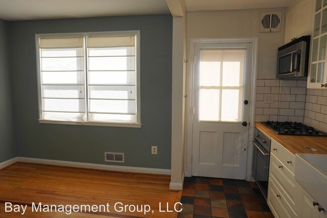 Building Photo - 2 br, 1.5 bath House - 8329 Ridgely Oak Road
